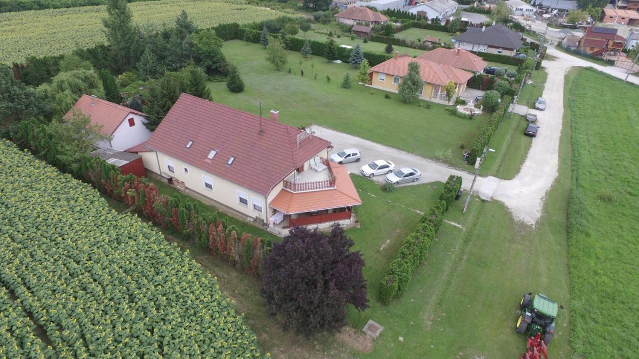 Vadvirág vendégház Lenti Exterior foto
